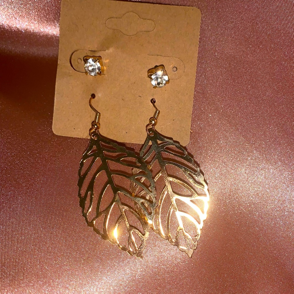 Earring set